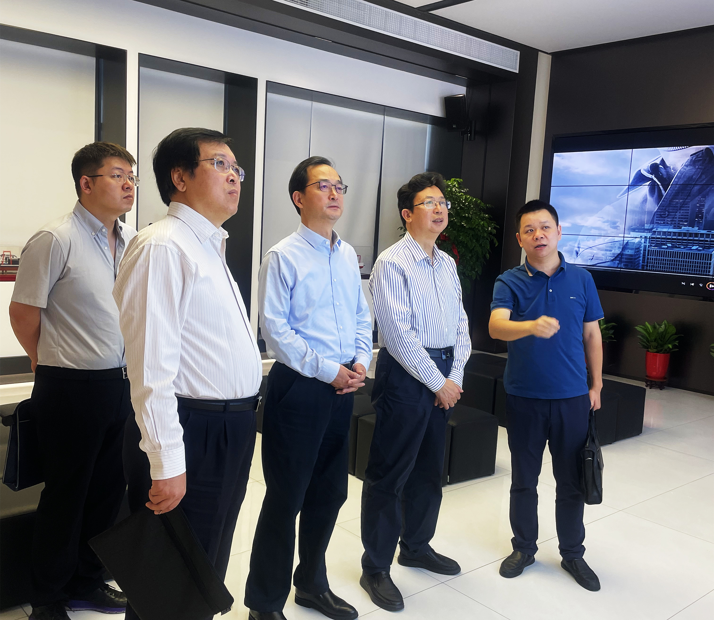 �µ�����(�й�)���޹�˾����