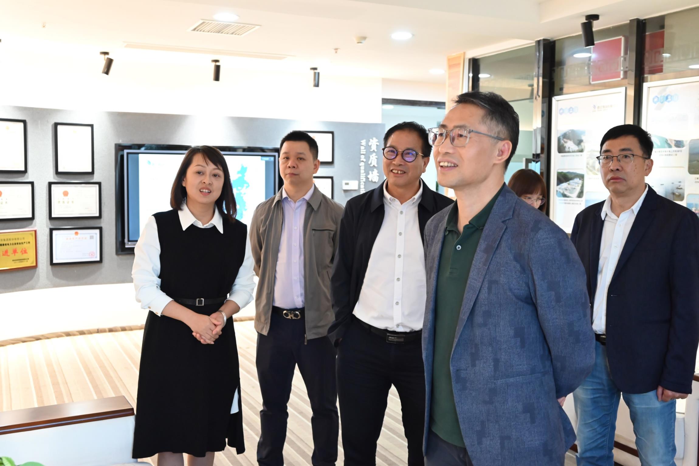 �µ�����(�й�)���޹�˾����